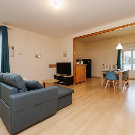 Maison Du Souvenir 70 M2 Pres Du Futuroscope * Lhommaize