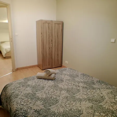 Maison Du Souvenir 70 M2 Pres Du Futuroscope * Lhommaize